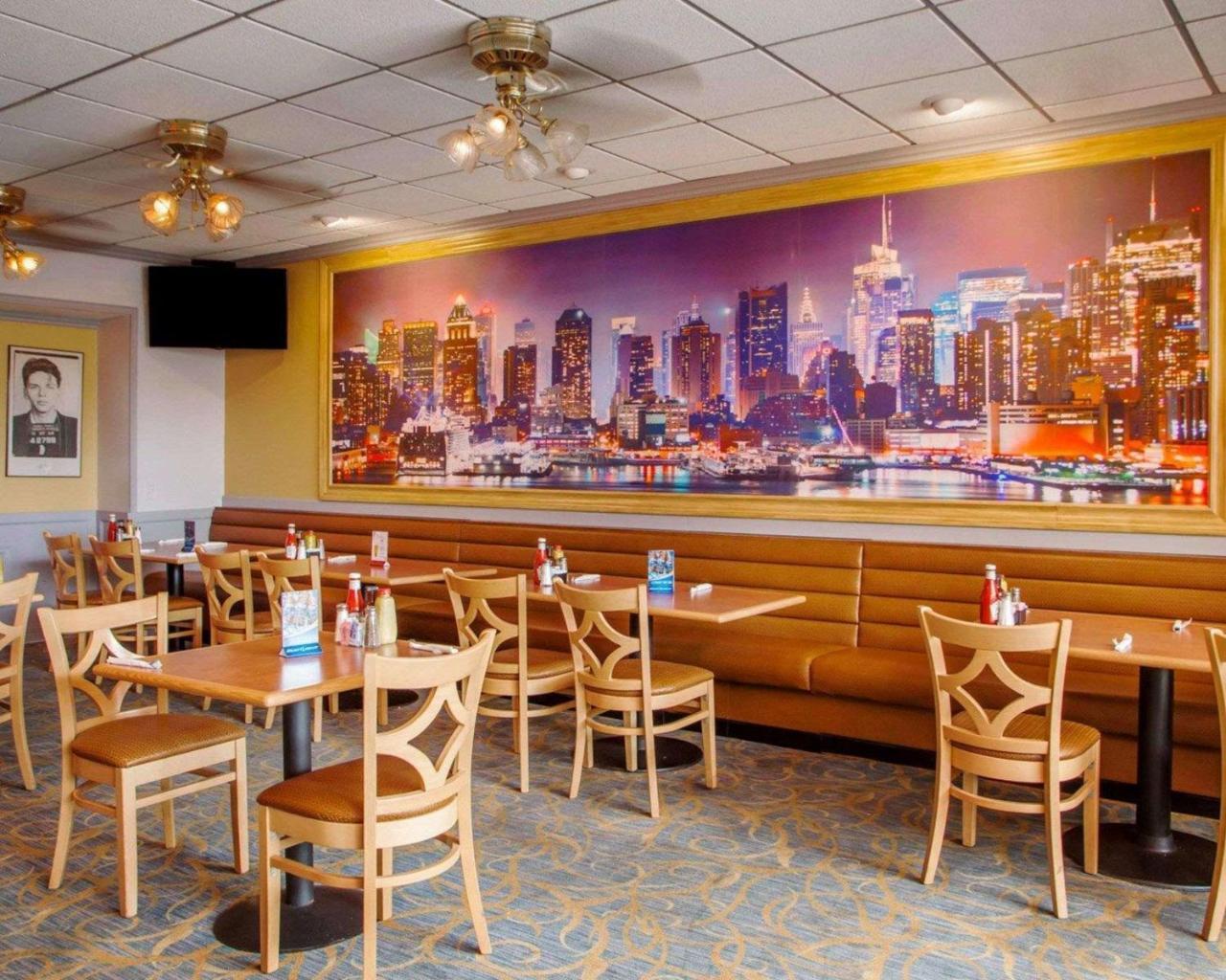 Hotel Quality Meadowlands 3*